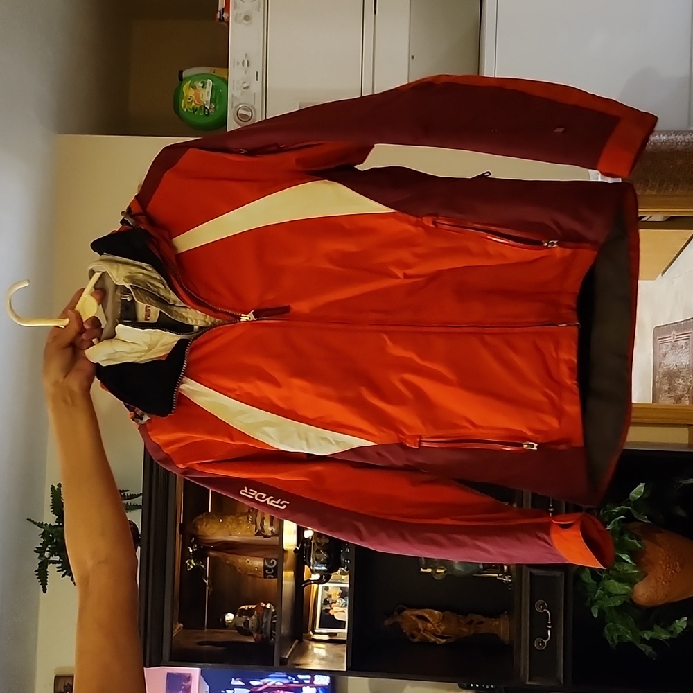 Spyder coat